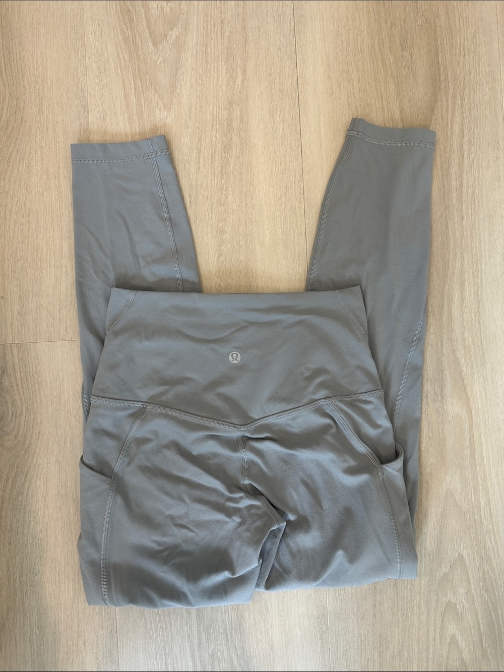 lululemon Gray High-Waist Active Leggings with pockets - Picture 2 of 4